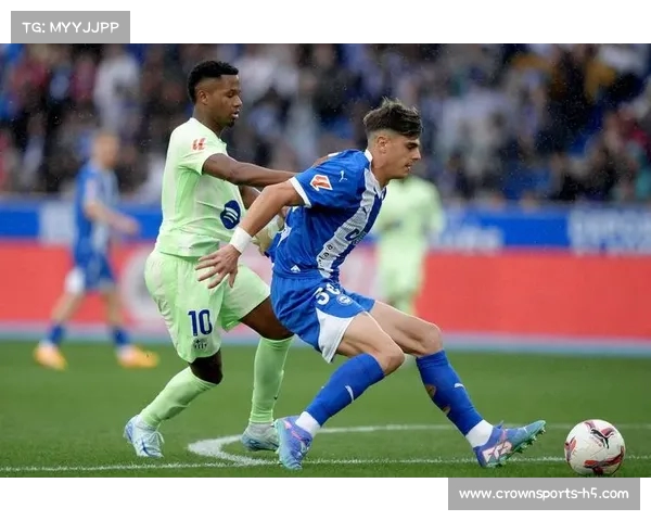 西甲莱万特拉多亚中场传球精准