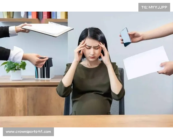 中金女员工因降薪背负房贷压力跳楼事件曝光,职场危机引发热议 中金女员工因降薪背负房贷压力跳楼事件曝光,职场危机引发热议